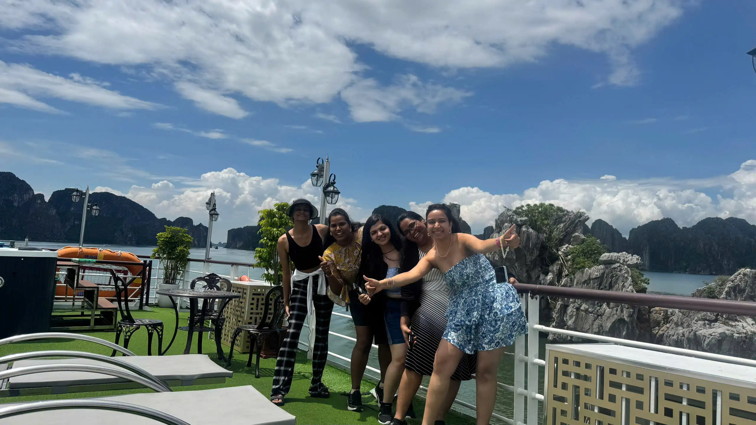 HA NOI – HA LONG – SURPRISING GROTTO – LUON CAVE  – TITOP ISLAND- HANOI